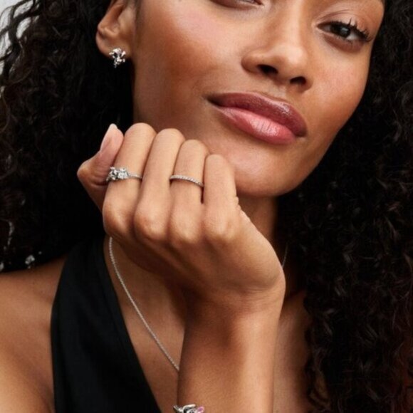 Pandora Disney Lilo & Stitch Angel Charm - Picture 5 of 7